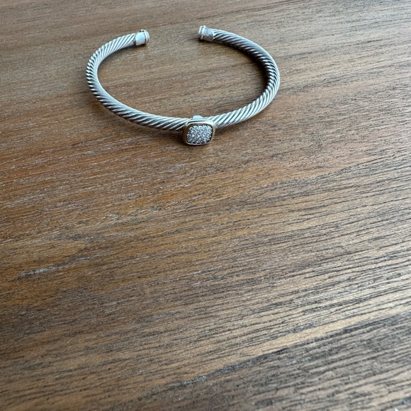 AUTHENTIC DAVID YURMAN Pavé Diamond Square Cable Cuff - Picture 8 of 16